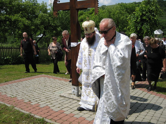 Vladyka Rastislav na chrámovom sviatku v Osadnom