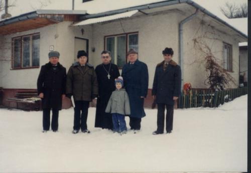1996. Otec Petrovka s kuratormi